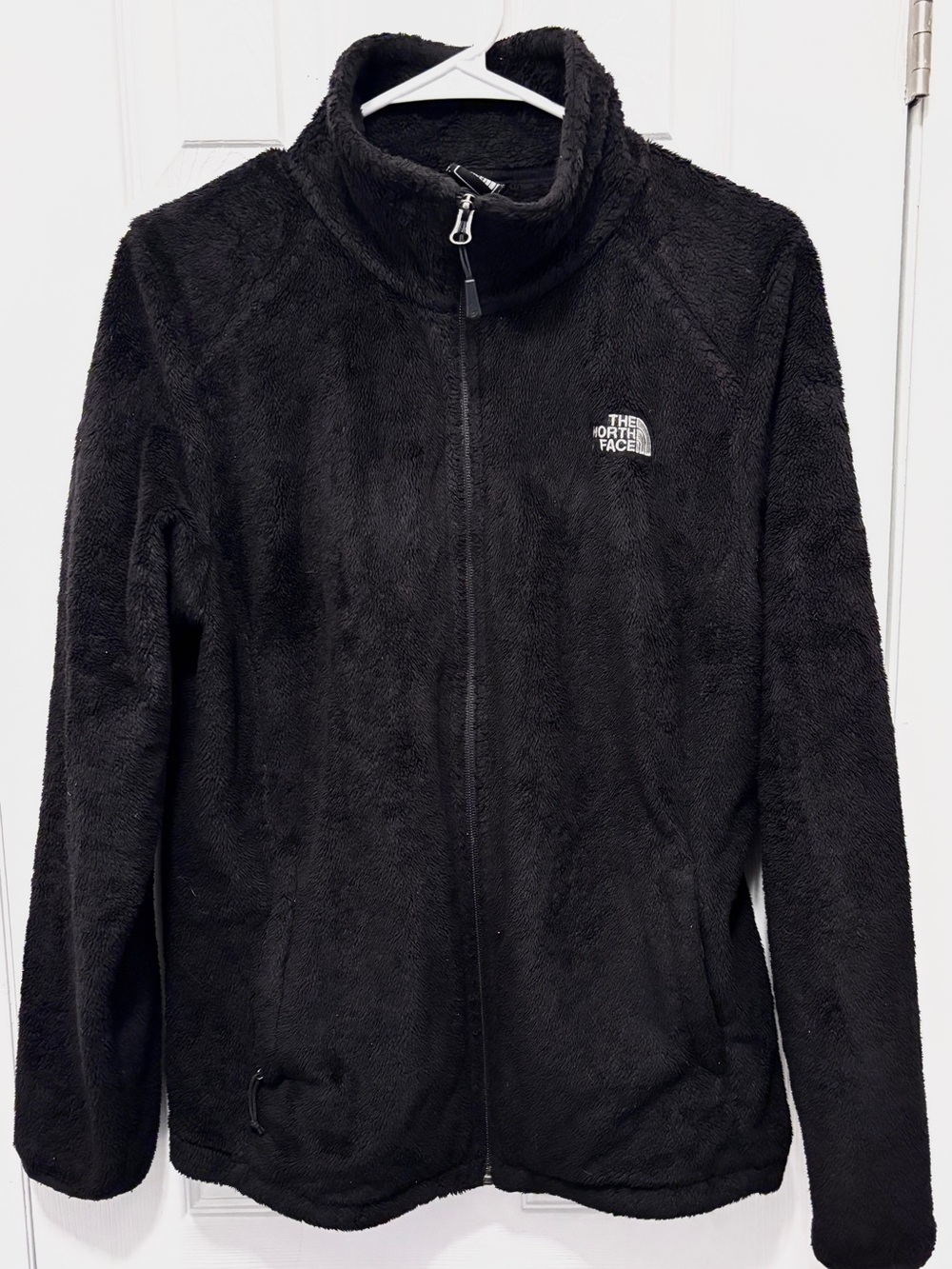 The North Face Women's Black Fleece Jacket - Cozy Full-Zip